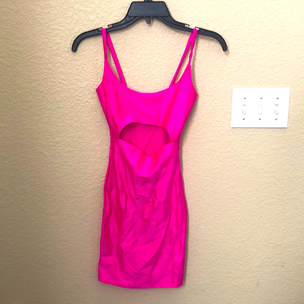 FASHION NOVA HOT PINK MINI DRESS SZ S